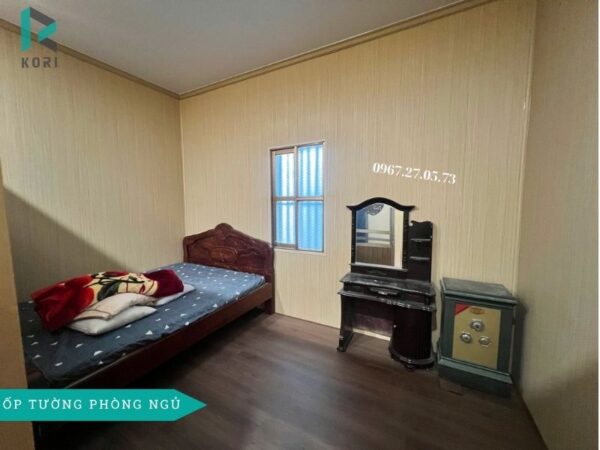 ốp tường nhựa nano cho phòng ngủ